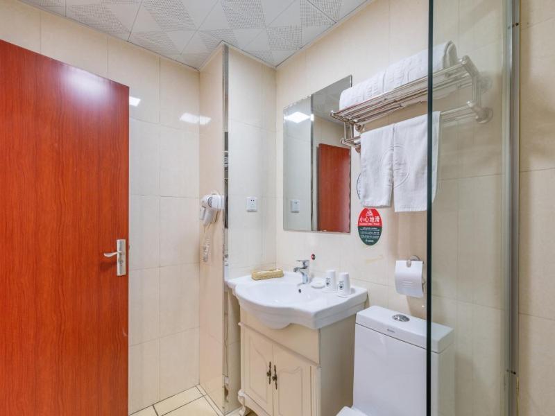 Greentree Inn Liaoning Dalian Development Zone Jinma Road Pedestrian Street Express Hotel Екстериор снимка