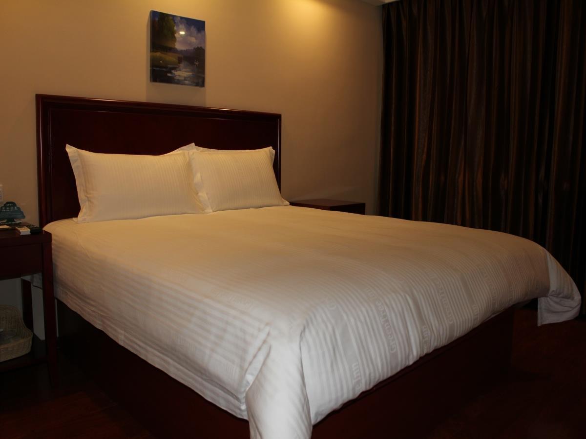 Greentree Inn Liaoning Dalian Development Zone Jinma Road Pedestrian Street Express Hotel Екстериор снимка