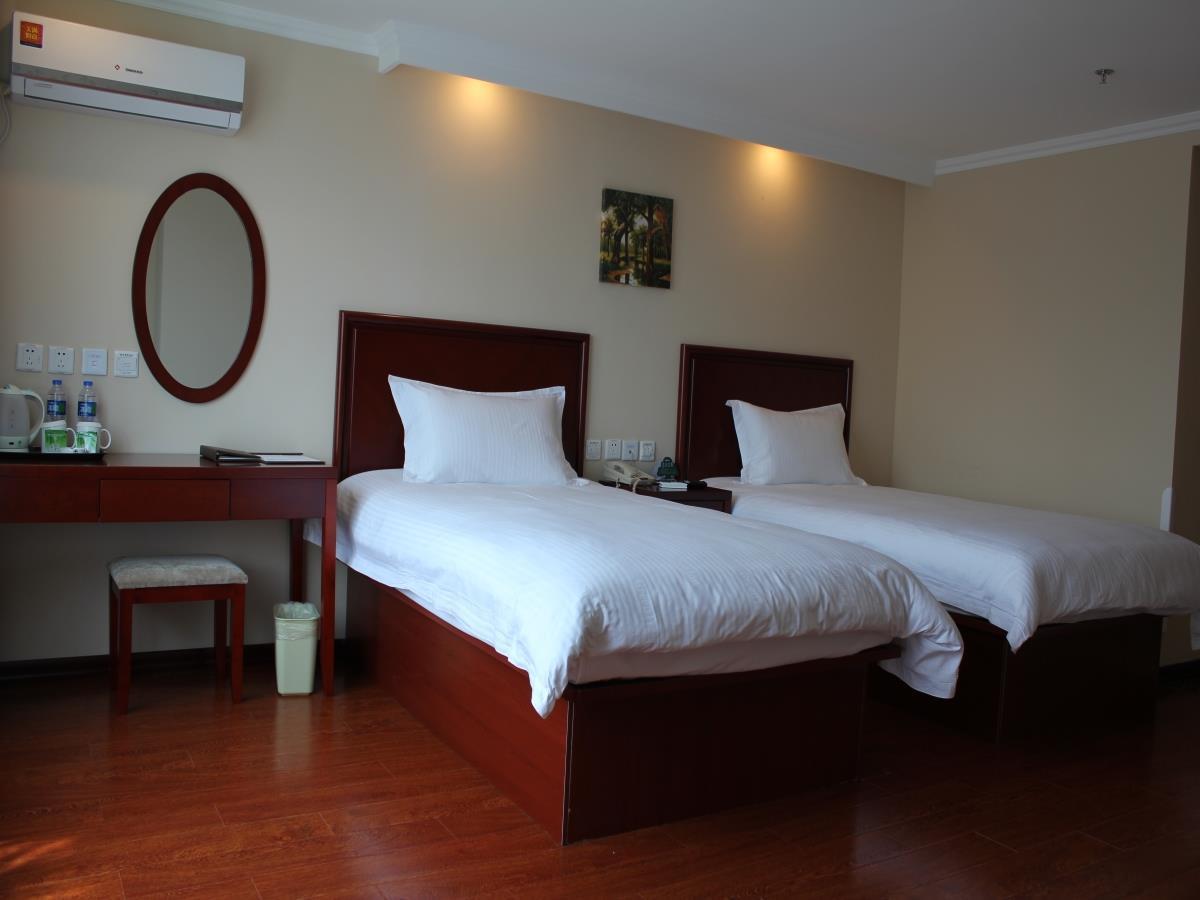 Greentree Inn Liaoning Dalian Development Zone Jinma Road Pedestrian Street Express Hotel Екстериор снимка
