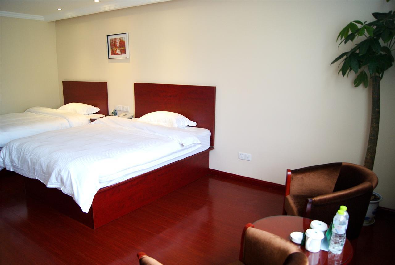 Greentree Inn Liaoning Dalian Development Zone Jinma Road Pedestrian Street Express Hotel Екстериор снимка