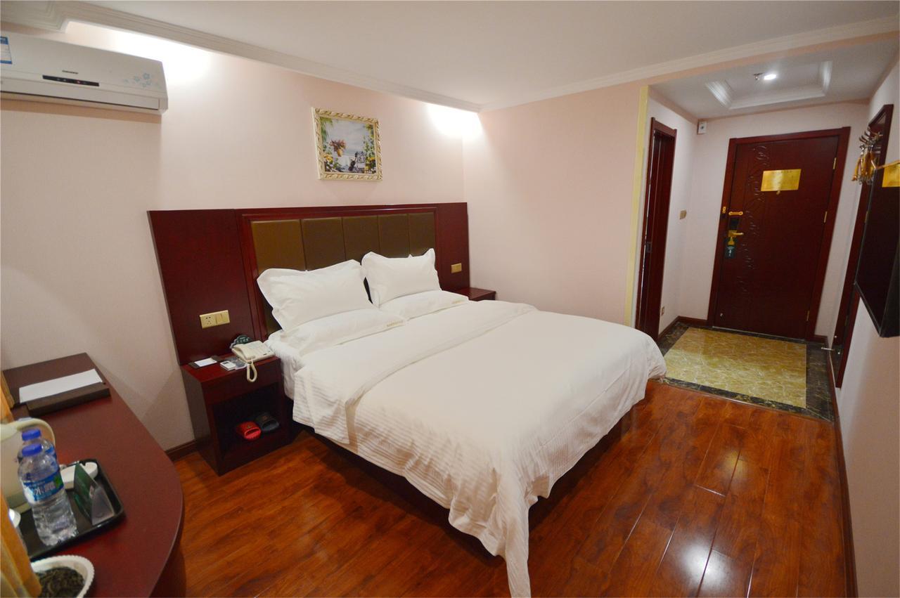 Greentree Inn Liaoning Dalian Development Zone Jinma Road Pedestrian Street Express Hotel Екстериор снимка